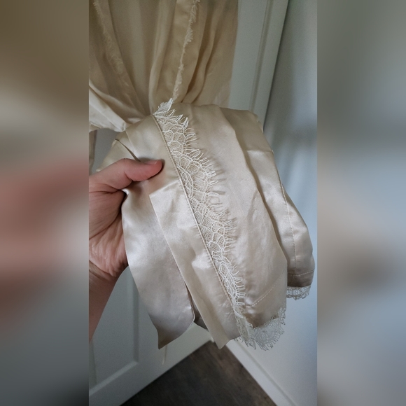 Real Silk Kimono - Picture 3 of 3